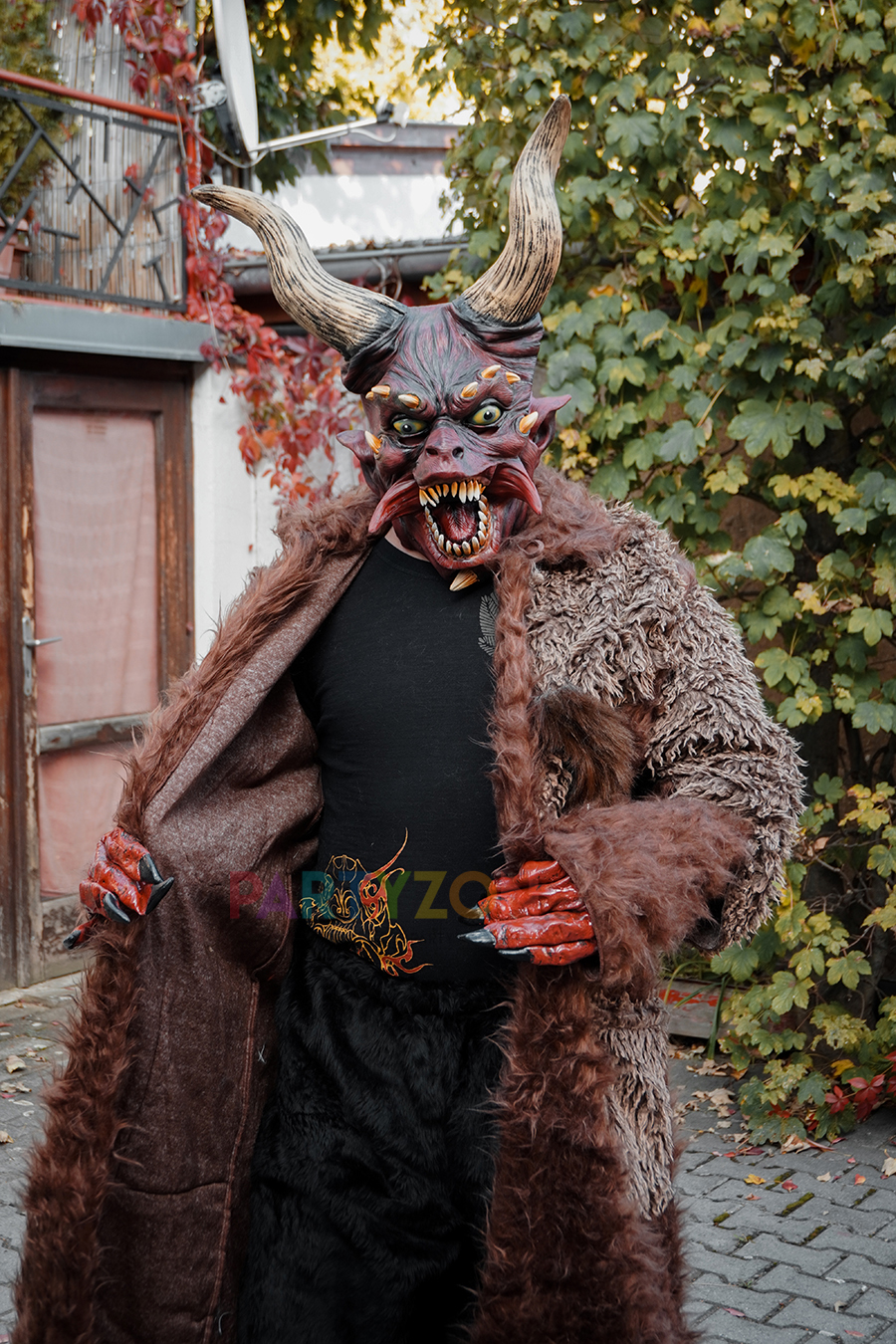 kvalitní kožich krampus